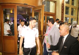 بالصور.. وصول بعثة منتخب تونس إلى السويس