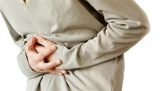 ما أعراض ومضاعفات التسمم الغذائي؟