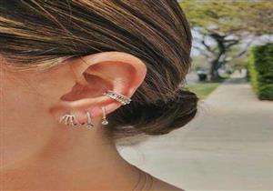 أقراط الـhuggies.. موضة تجذب نجمات هوليوود (صور)