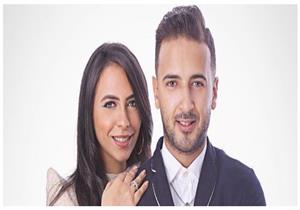 في أول صورة بعد الزواج.. محمد مهران وزوجته في حمام السباحة