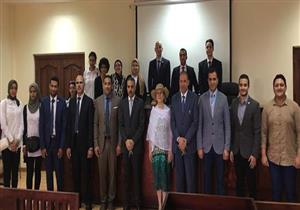 جامعة المنصورة تستقبل أساتذة فيزياء طبية وقانون من دولة رومانيا