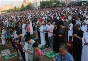 ملايين الجزائريين يؤدون صلاة عيد الفطر المبارك