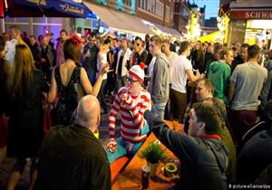  كيف تحولت رحلة توديع عزوبية إلى سجن لمدة 24 شهرا؟