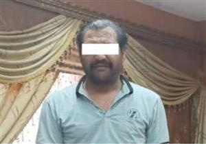 ضبط شخص بحوزته 25 قطعة يشتبه في أثريتها بالجيزة