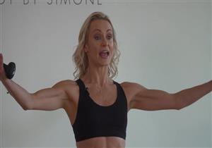   مدربة المشاهير تقدم خطة للتخلص من دهون البطن