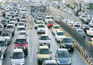 النشرة المرورية.. كثافات مرتفعة للسيارات أعلى محاور القاهرة والجيزة