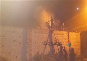 بالصور.. حريق يلتهم الأخشاب بأرض مجاورة لكلية الدراسات بدسوق