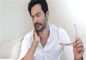 هل تعاني من آلام الرقبة؟.. 5 نصائح تجنبك آلامها  في العمل