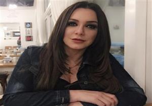 بعد فوزه بالمركز الأول .. سلاف فواخرجي توجه رسالة للبطل السوري