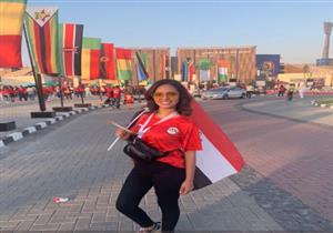 بالصور| رنا سماحة أمام الاستاد: "هنكسب"