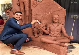 "ما يفعله السيلفي بالناس".. مشروع تخرج ساهر في فنون جميلة المنيا