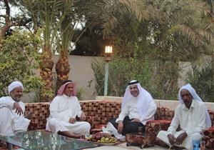 "تربيلة وفراشيح وزردة" ورقبة الذبيحة للسيدات.. عادات العيد عند عرب السويس