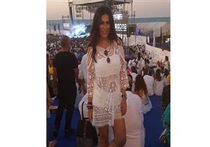  إنجي المقدم تهنئ جينيفر لوبيز بعيد ميلادها