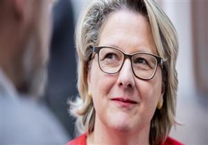 وزيرة البيئة الألمانية تشيد بقمة المناخ وتصفها بأنها "لحظة تاريخية"