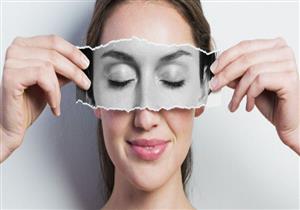 أسباب الهالات السوداء حول العين متعددة.. إليك أبرزها