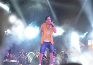 بالصور.. حضور جماهيري كبير في حفل حكيم