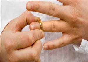 هبة تطلب الطلاق: "جوزي طلع أختي"