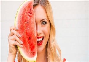 من البطيخ.. 8 خلطات تجميلية لبشرتك 