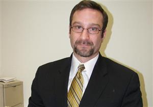 مساعد وزير الخارجية الأمريكي يصل إلى مصر ويزور سيناء