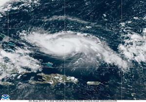 رمال وطوارئ وطعام يكفي لأسبوع.. كيف تستعد فلوريدا لإعصار دوريان؟
