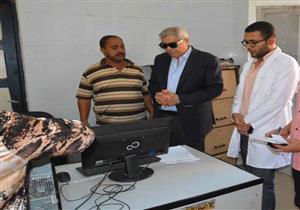 محافظ المنيا يتابع فعاليات لجنة المواطنة وقبول الآخر في "عباد شارونة"