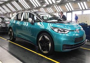 فولكس فاجن تعرض لجمهور فرانكفورت سيارتها ID.3 موديل 2020.. صور 