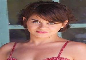 منى هلا تنتقد "المهرجانات" لعدم تكريم "إنعام سالوسة"