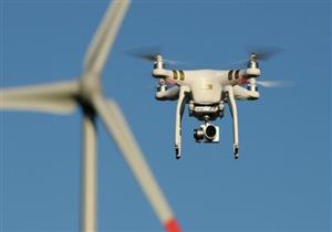 الإمارات تحظر تحليق الطائرات الرياضية و "الدرون" لمدة شهر