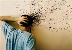 متى يشير الصداع للإصابة بنزيف في المخ؟.. علماء يجيبون