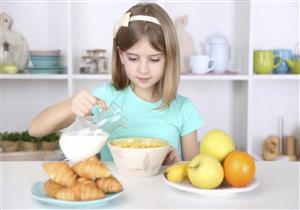 مع بداية العام الدراسي.. 6 أطعمة تساعد ابنك على التركيز والمذاكرة