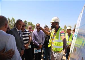  محافظ قنا يتفقد محطة المعالجة الثلاثية لمشروع الصرف الصحي