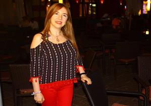 سيارتها تحطمت.. أول تعليق من دينا عبدالله بعد تعرضها لحادث على الصحراوي 