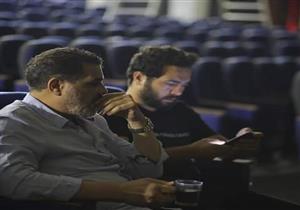 مجدي كامل ينشر صورًا من بروفات " الملك لير"