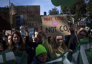 من الشرق إلى الغرب.. احتجاجات حول العالم لمكافحة التغير المناخي (صور)