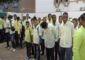 بالصور.. انتظام الدراسة في 1300 مدرسة بأسوان