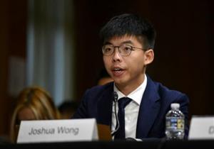 ناشطون مؤيدون للديموقراطية: هونج كونج تحوّلت إلى "دولة بوليسية"