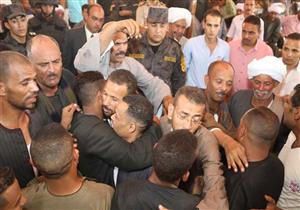 الداخلية تُنهى خصومة ثأرية بين عائلتين بأسيوط