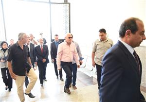 بالصور..محافظ بورسعيد يوجه بدعم مشروعات الشباب وصغار المستثمرين