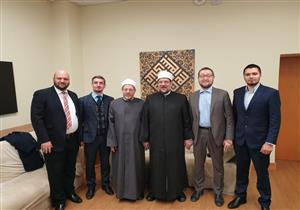 وزير الأوقاف ومفتي الجمهورية يزوران المركز الثقافي الإسلامي بموسكو
