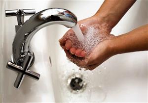 بالفيديو- أمين الفتوى: الوضوء بغير ملابس يجوز شرعًا ولا حرج فيه