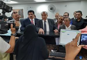 "هنديله ورقة يصرف بيها".. وزير التموين يكشف مصير طلبات التظلم المعلقة