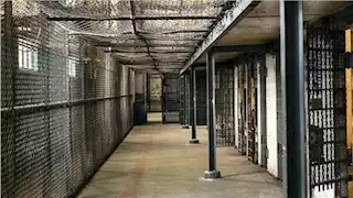  تحمل الجنسية الإسبانية.. ناشطة من أسطول الصمود عضّت موظفة في أحد سجون إسرائيل