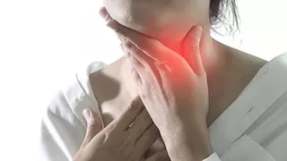 كتلة في الرقبة أو الإبط قد تكشف سرطان الغدد الليمفاوية.. تظهر دون ألم