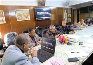 غرفة عمليات وشبكة "سكايب" لمتابعة الامتحانات بالوادي الجديد