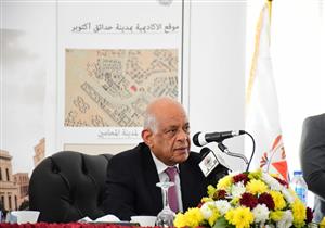 لفظ "نسوان" يثير ضجة تحت قبة البرلمان.. وعبدالعال: "منبوذ"