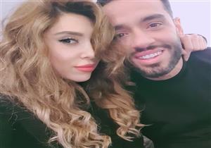 قبل أنباء انفصالهما.. آخر رسالة جمعت بين رامي جمال وزوجته 