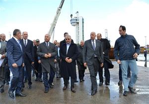 وزير النقل يتابع استئناف حركة شحن البضائع على الخط الملاحي "سفاجا/ ضبا"