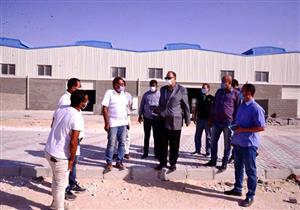 صور.. محافظ أسيوط يتفقد مجمع الصناعات الصغيرة والمتوسطة في "عرب العوامر"