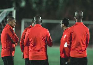 الأهلي يُصعِّد 6 شباب استعدادًا لمواجهة الطلائع في الدوري