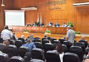 إنشاء "رامب" لذوي الإعاقة في كافة المصالح الحكومية بأسيوط